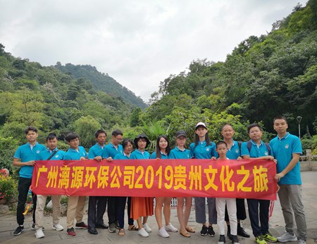 青春韶華，歲月靜好，不如來場(chǎng)不負(fù)時(shí)光的旅行